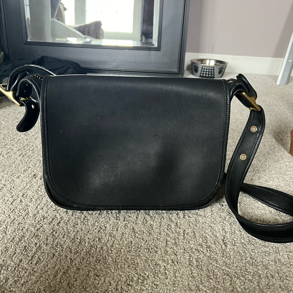 Vintage Coach black leather crossbody bag